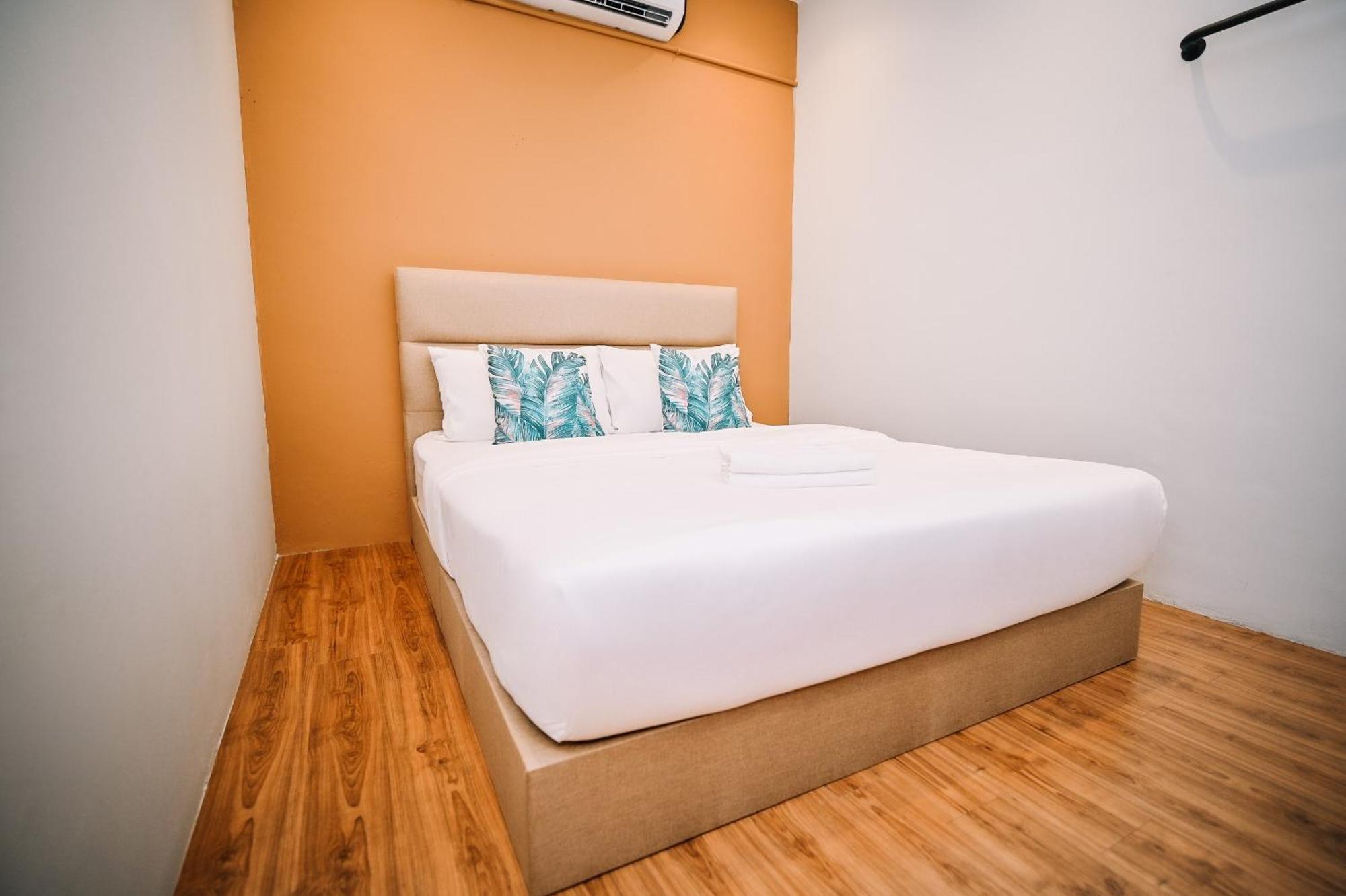 Swing & Pillows - Lebuh Victoria, Penang 乔治敦 外观 照片